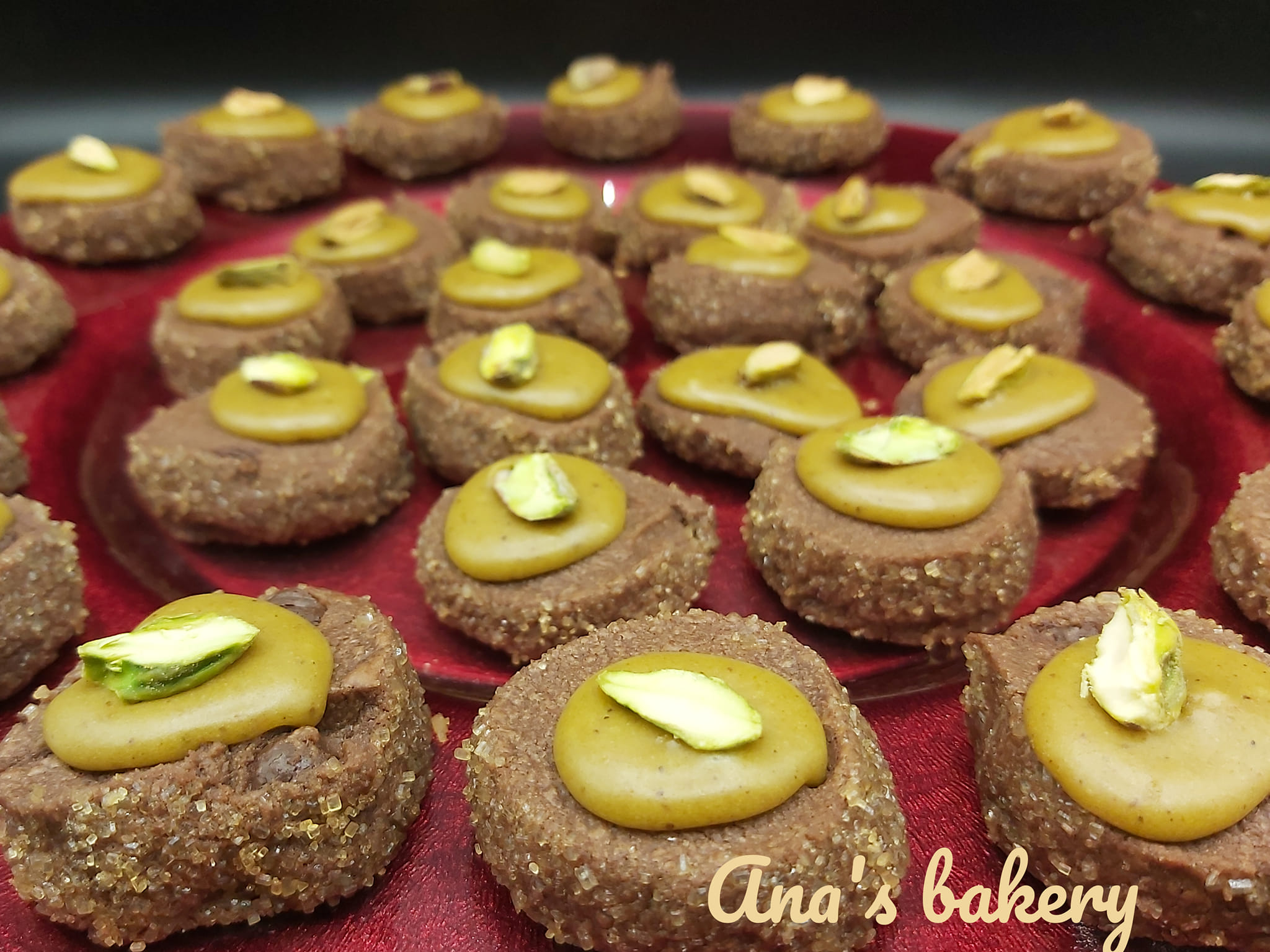 Lo mejor by Ana's bakery